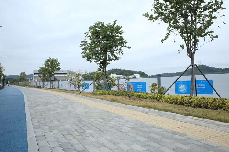 工地建筑圍擋材質(zhì)大比拼，圍擋行業(yè)廠家哪家強(qiáng)