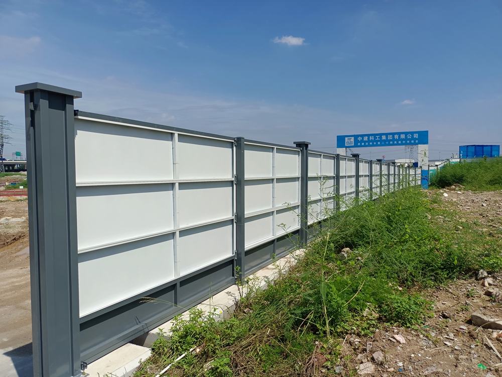 建筑工地使用的工程圍擋它所具備的安全能否保證施工安全