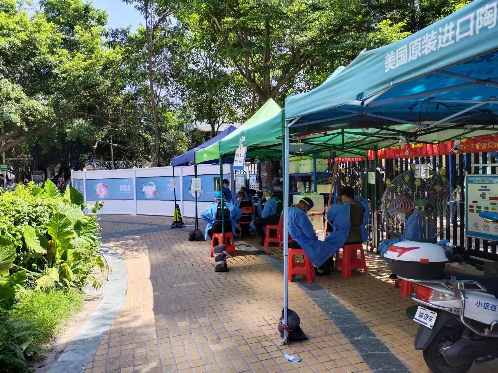 pvc施工圍擋的安裝優(yōu)勢(shì)-旭東鋼構(gòu)大灣區(qū)圍擋廠家實(shí)力認(rèn)證